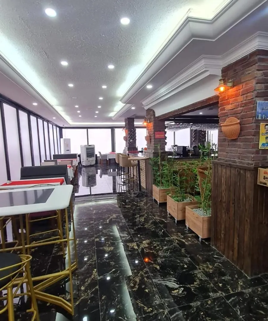 Bianco Beach Hotel 쿠사다시